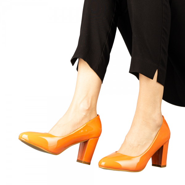 Дамски обувки с ток оранжеви  от еко кожа  Crenta, 6 - Kalapod.bg